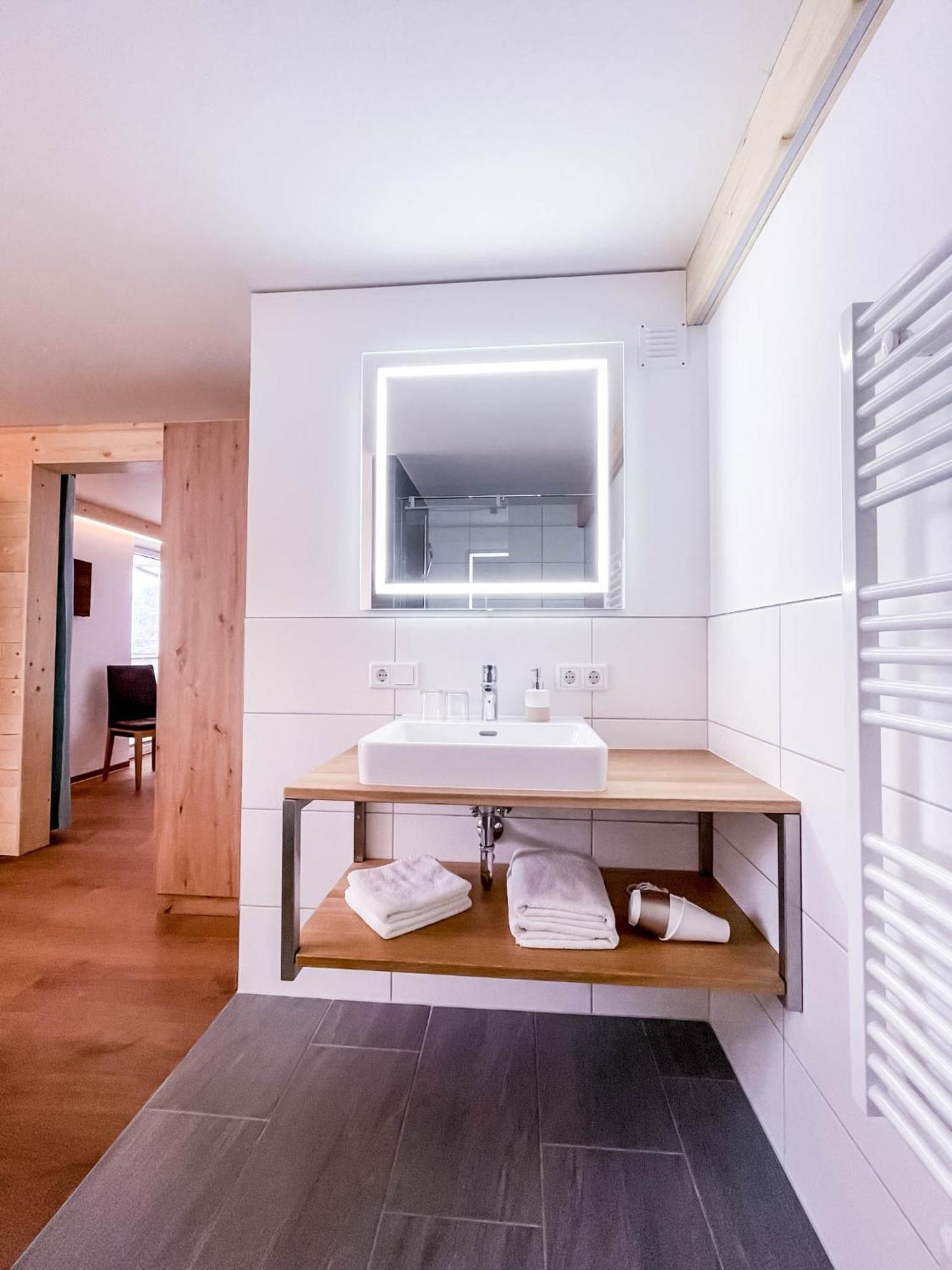 Gluexplatzl Appartements Am Wald Занкт-Мартін-ам-Тенненґебірґе Номер фото